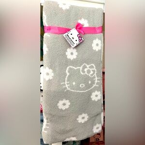 Hello Kitty Super Soft Throw Blanket